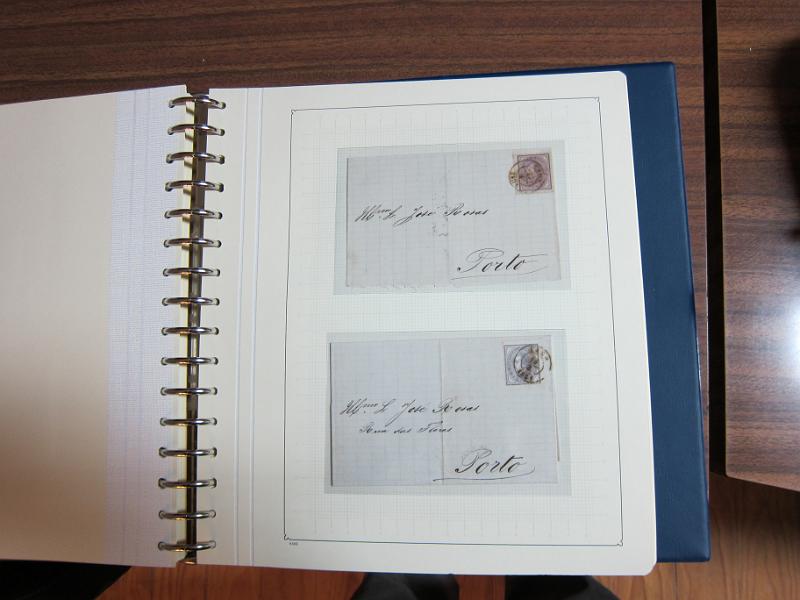 0019 (98).JPG -     Lote:    19      Marcofilia      Lotes Especiais       Descrição:         Portugal. Colecção especializada de carimbos de duplo círculo, tipo 1852, montada em 4 álbuns Lindner, com selos de diversas emissões e cartas, com estudo minucioso de cada marca. Lote a ver.         Lote       Valor Base:     &euro; 2.500,00     Valor Venda:     Retirado     